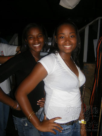 genx_scruples_thanks_2006-47