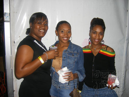 genx_scruples_thanks_2006-49