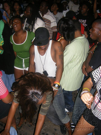 genx_scruples_thanks_2006-52