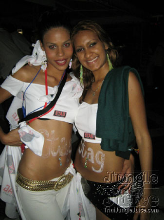 glow_exotica_2006-03