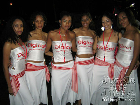 glow_exotica_2006-08