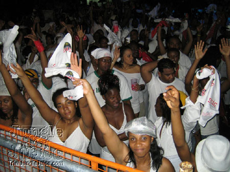 glow_exotica_2006-36