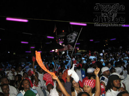 glow_exotica_2006-50