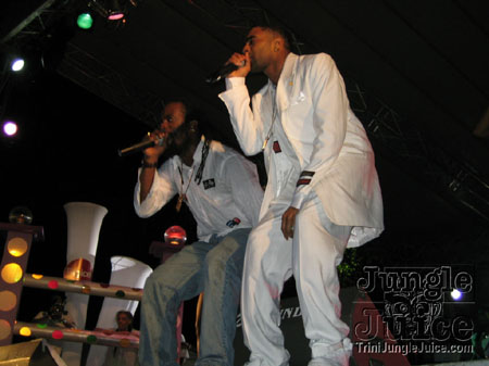 glow_exotica_2006-56