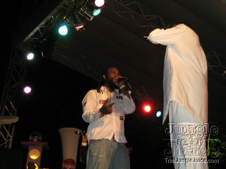 glow_exotica_2006-58