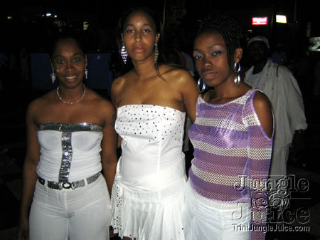 glow_exotica_2006-60