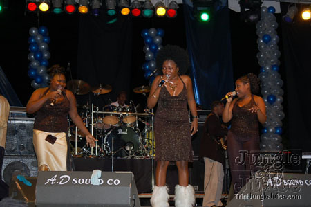 maxi_priest_may06-04