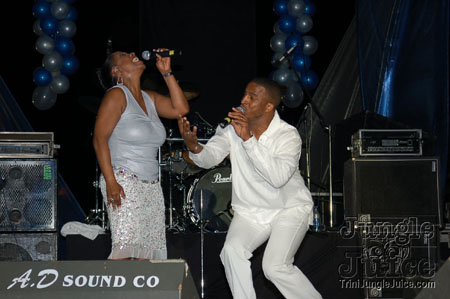 maxi_priest_may06-06