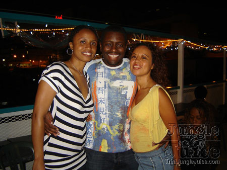 islandvybz_boatride_2006-05