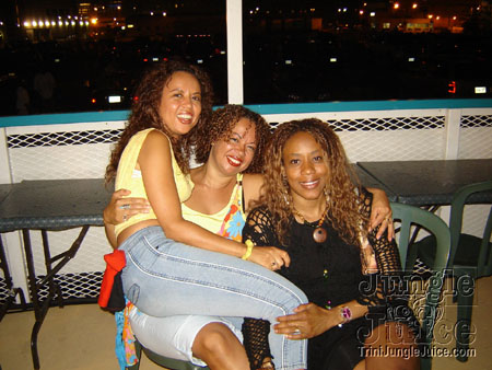 islandvybz_boatride_2006-09