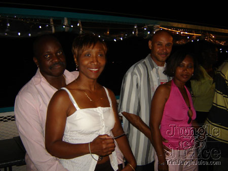 islandvybz_boatride_2006-24