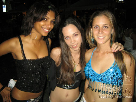 ladies_first_2006-04