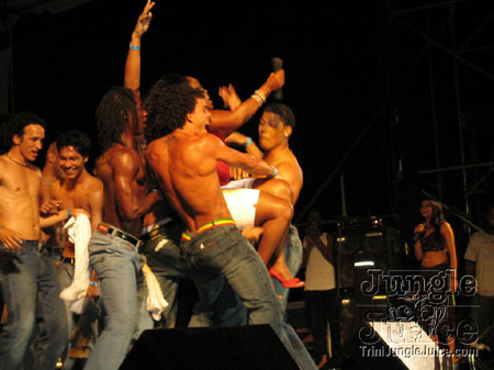 ladies_first_2006-10