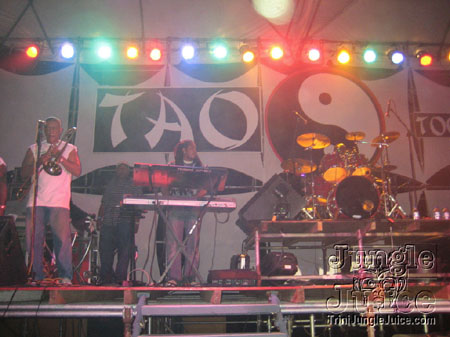 ladies_first_2006-16