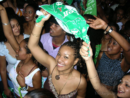 ladies_first_2006-21