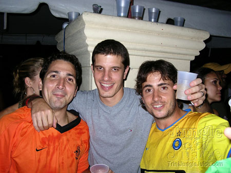 ladies_first_2006-24