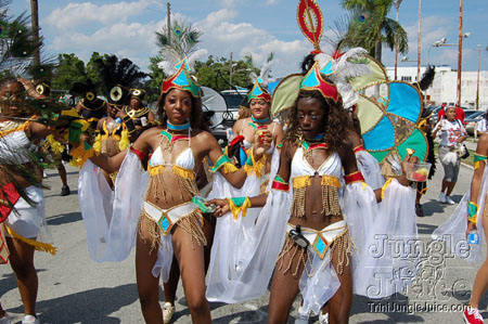 miami_carnival_2006_pt1-010
