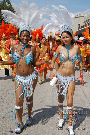 miami_carnival_2006_pt1-023
