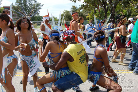 miami_carnival_2006_pt1-029