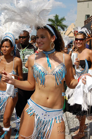 miami_carnival_2006_pt1-034