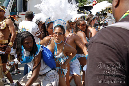 miami_carnival_2006_pt1-037