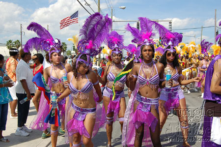 miami_carnival_2006_pt1-071