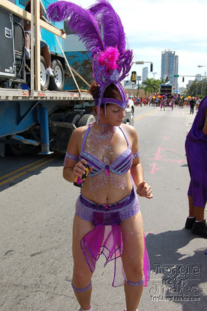 miami_carnival_2006_pt1-072