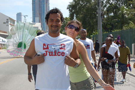 miami_carnival_2006_pt1-077