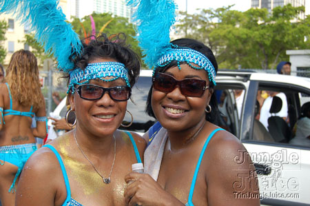 miami_carnival_2006_pt1-087