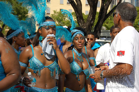 miami_carnival_2006_pt1-090