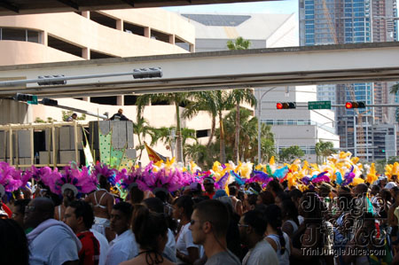 miami_carnival_2006_pt1-093