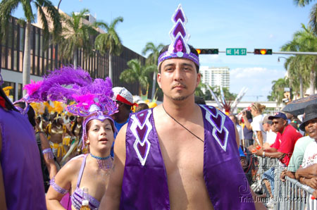 miami_carnival_2006_pt1-116