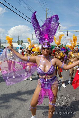 miami_carnival_2006_pt2-008