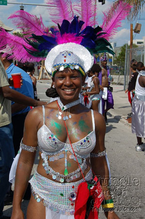 miami_carnival_2006_pt2-011