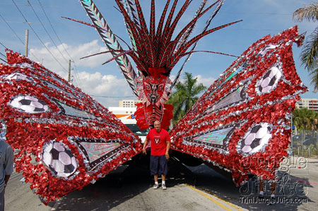 miami_carnival_2006_pt2-017