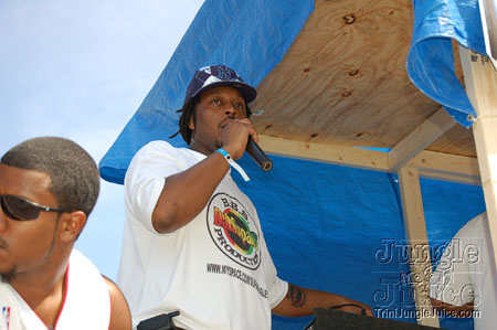 miami_carnival_2006_pt2-021