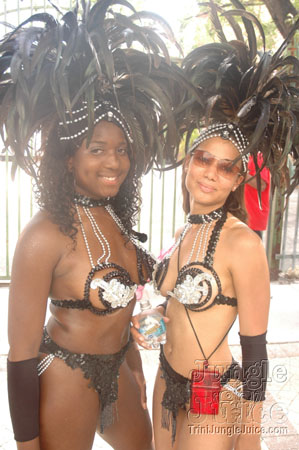 miami_carnival_2006_pt2-031