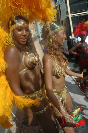 miami_carnival_2006_pt2-033