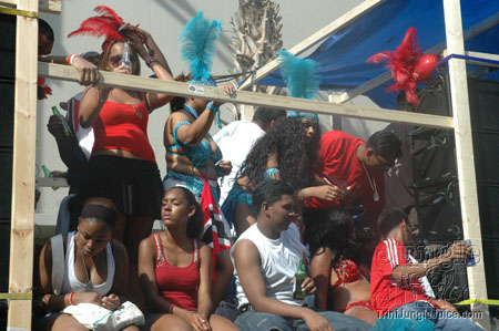 miami_carnival_2006_pt2-035