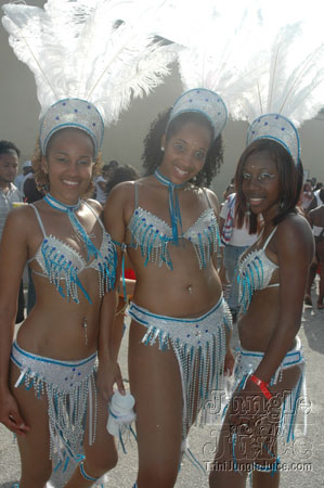 miami_carnival_2006_pt2-041