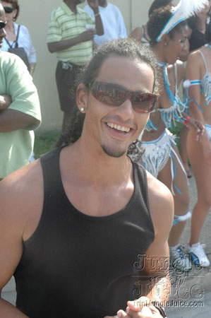 miami_carnival_2006_pt2-049