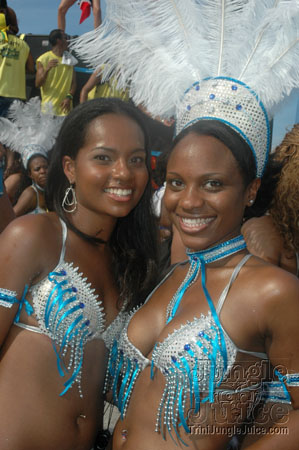 miami_carnival_2006_pt2-054