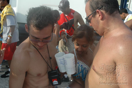 miami_carnival_2006_pt2-106