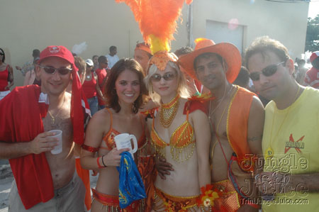 miami_carnival_2006_pt2-112