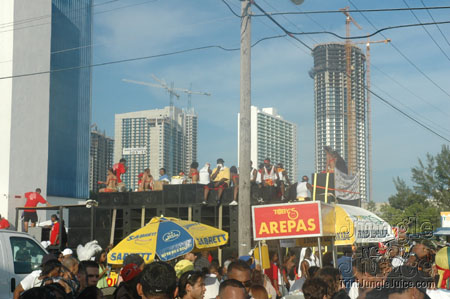 miami_carnival_2006_pt2-130