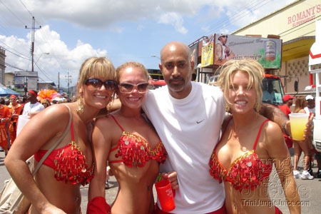 poison_monday_2006-007