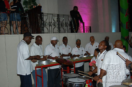 pulse8_2k7_launch-002