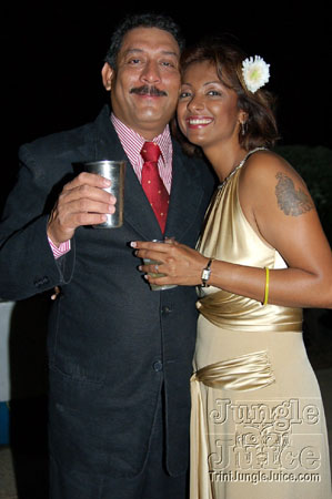 romancing_under_the_stars-002