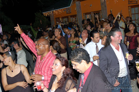 romancing_under_the_stars-027