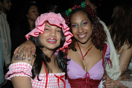 rum_jungle_halloween_2006-012